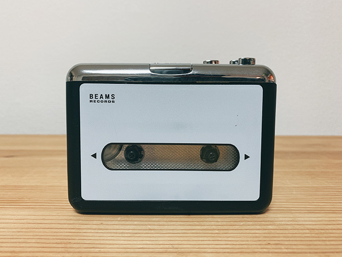 見た目もカワイイ！BEAMS RECORDS 『USB Cassette Player』｜やだ 